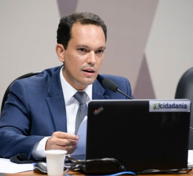 Vitor Saback assume presidência interina da ANA